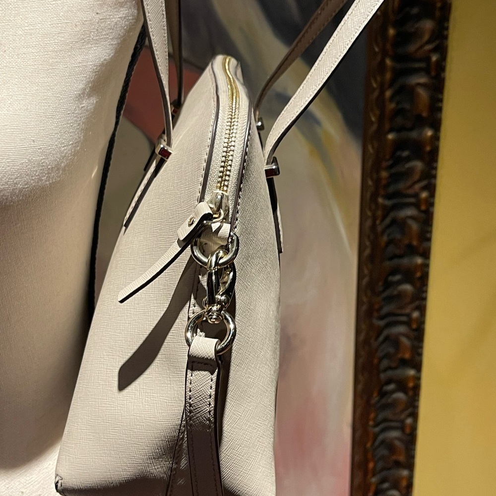 Kate Spade Patterson style Handbag - Picture 3 of 11